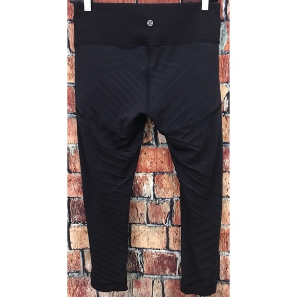 Lululemon High Waist Capri Leggings Running Yoga - Picture 3 of 4